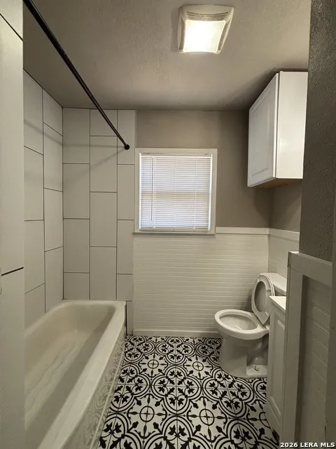 1615 Lee Hall San Antonio, TX 78201