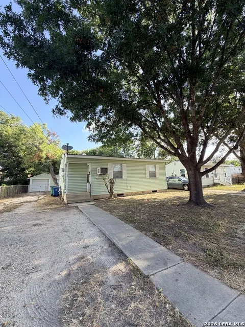 173 W DICKSON AVE San Antonio, TX 78214