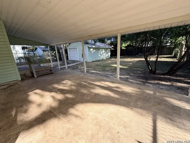 173 W DICKSON AVE San Antonio, TX 78214