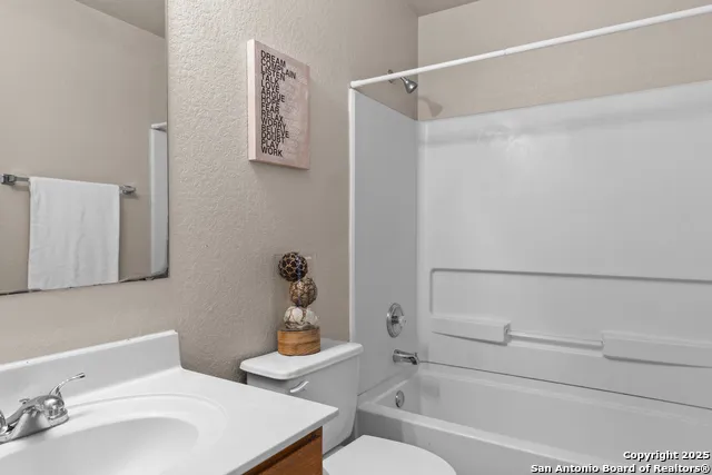 9222 Pacific Maple San Antonio, TX 78254