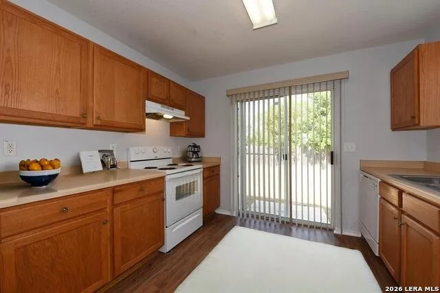 9207 DUBLIN MOOR San Antonio, TX 78254