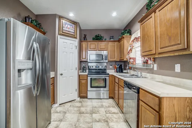 7122 CALYPSO DAWN San Antonio, TX 78252