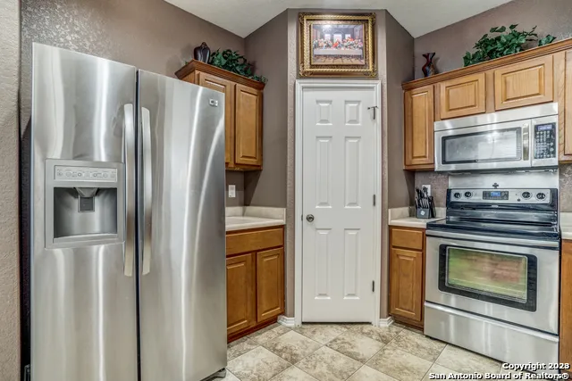 7122 CALYPSO DAWN San Antonio, TX 78252