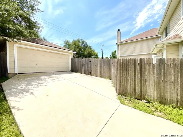 166 Red Hawk Rdg San Antonio, TX 78258
