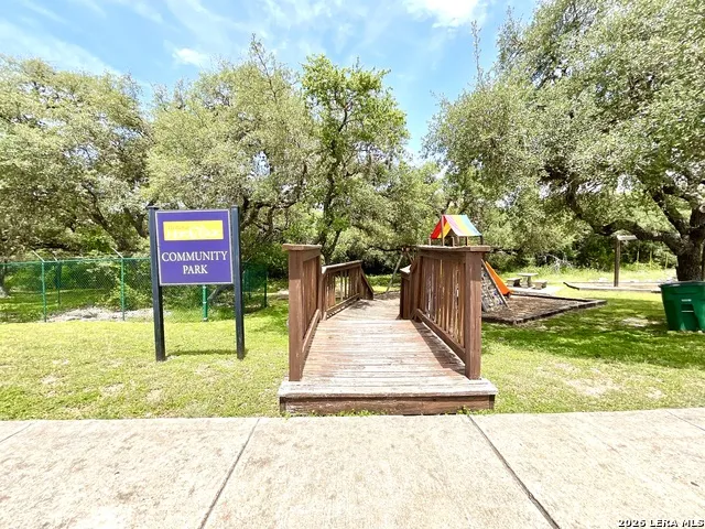 166 Red Hawk Rdg San Antonio, TX 78258