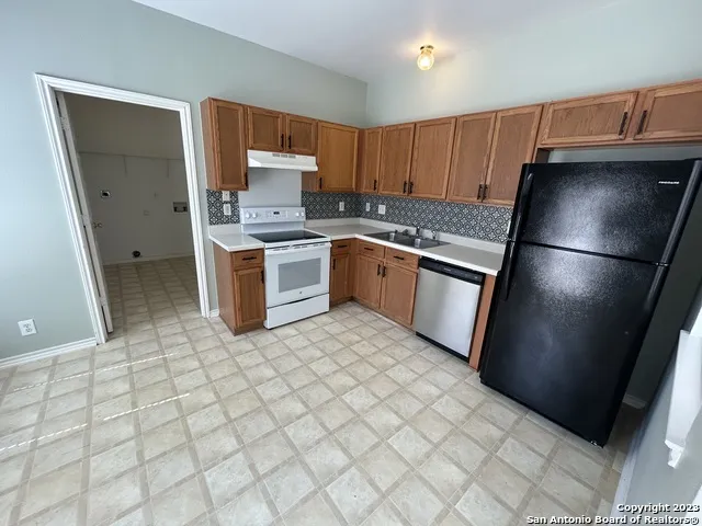 166 Red Hawk Rdg San Antonio, TX 78258
