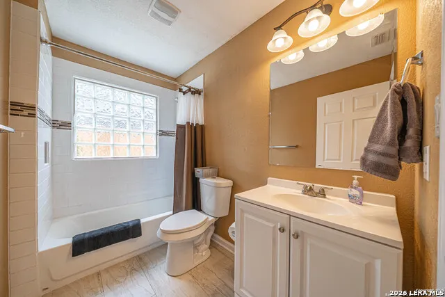 422 Gulf San Antonio, TX 78202