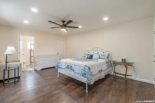 207 Hermine Blvd Unit 2 San Antonio, TX 78212