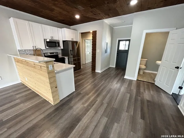 1245 Kayton Avenue Unit A San Antonio, TX 78210