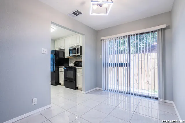 5275 Meadow Rise Unit 5275 San Antonio, TX 78250