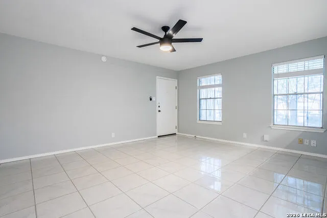 5275 Meadow Rise Unit 5275 San Antonio, TX 78250
