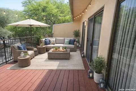 8642 fredericksburg Unit 406