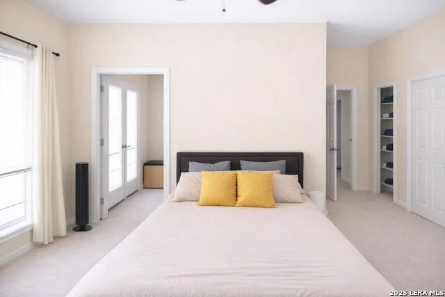 8642 fredericksburg Unit 406 San Antonio, TX 78240