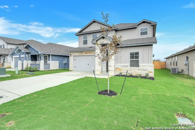 1247 Meyers Mdw New Braunfels, TX 78130