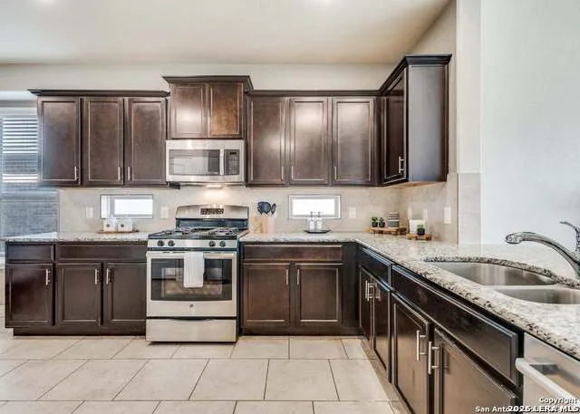 14218 Saratoga San Antonio, TX 78254