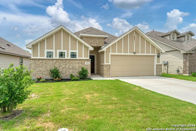 4323 W Vasquez Cir Converse, TX 78109