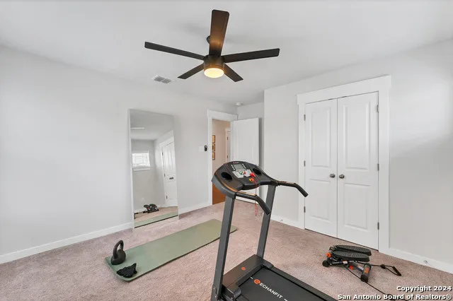 4323 W Vasquez Cir Converse, TX 78109