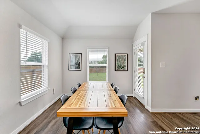 4323 W Vasquez Cir Converse, TX 78109