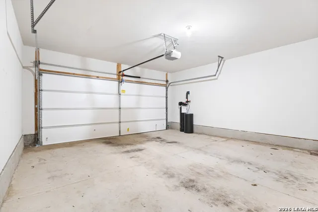 2526 WENTWOOD RUN San Antonio, TX 78245