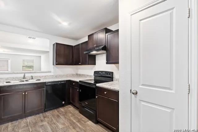 2526 WENTWOOD RUN San Antonio, TX 78245