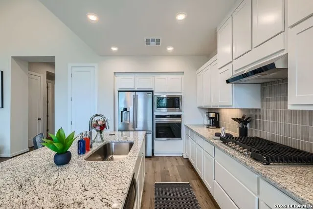 10710 SALEH COR San Antonio, TX 78224