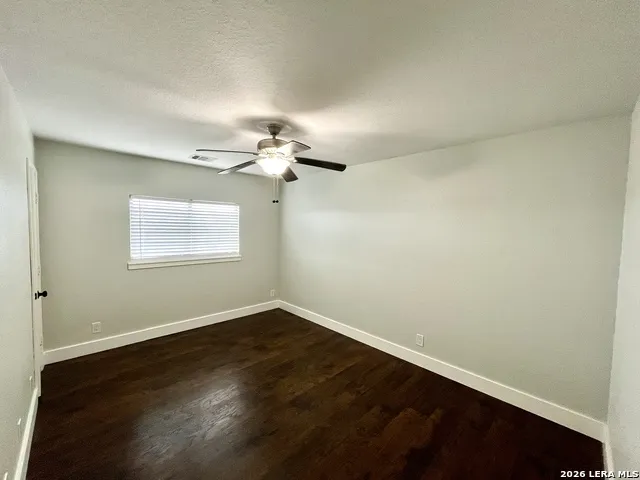 3710 Candleglenn San Antonio, TX 78244