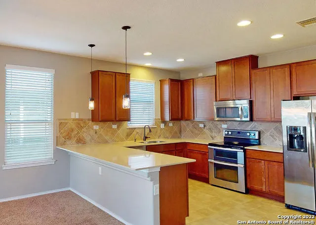1997 BRANDYWINE DR New Braunfels, TX 78130
