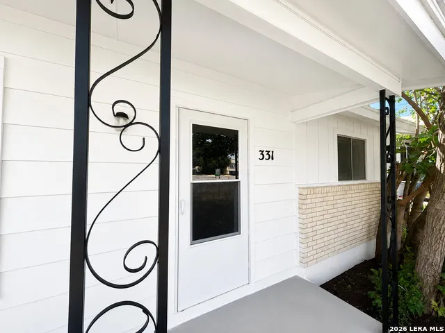 331 Nueces St Eagle Pass, TX 78852