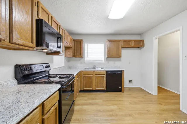 2713 LOCKWOOD LN Schertz, TX 78154