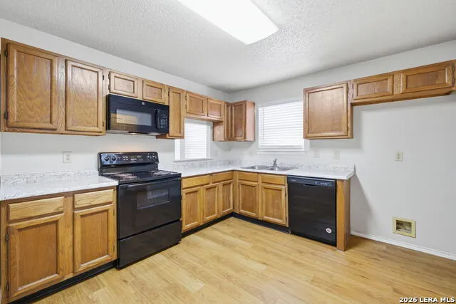 2713 LOCKWOOD LN Schertz, TX 78154