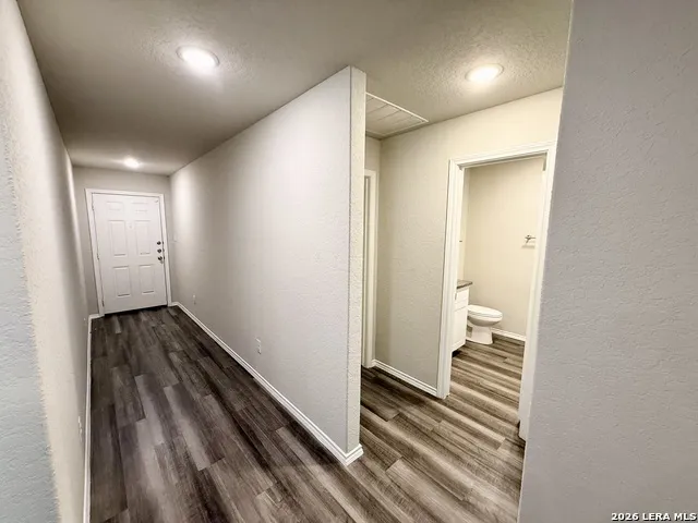 10310 Waverunner Converse, TX 78109