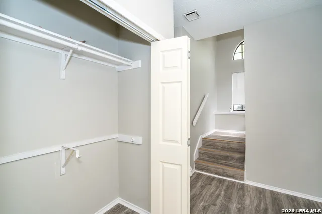 2826 VILLAGE PKWY San Antonio, TX 78251