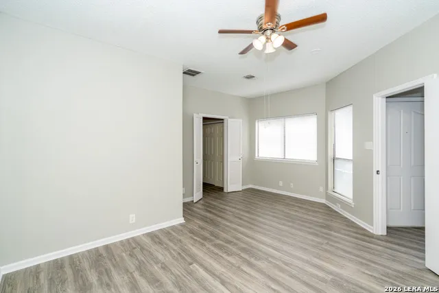 2826 VILLAGE PKWY San Antonio, TX 78251