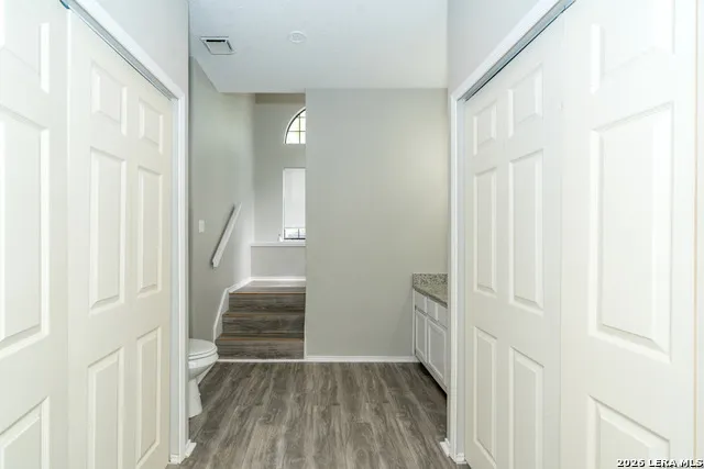2826 VILLAGE PKWY San Antonio, TX 78251