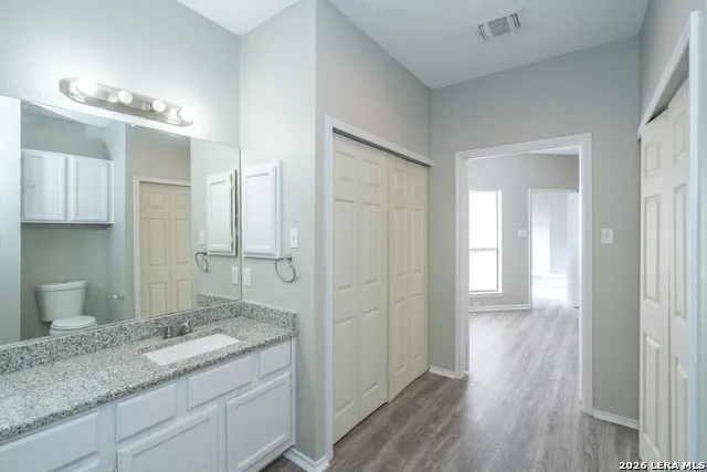 2826 VILLAGE PKWY San Antonio, TX 78251