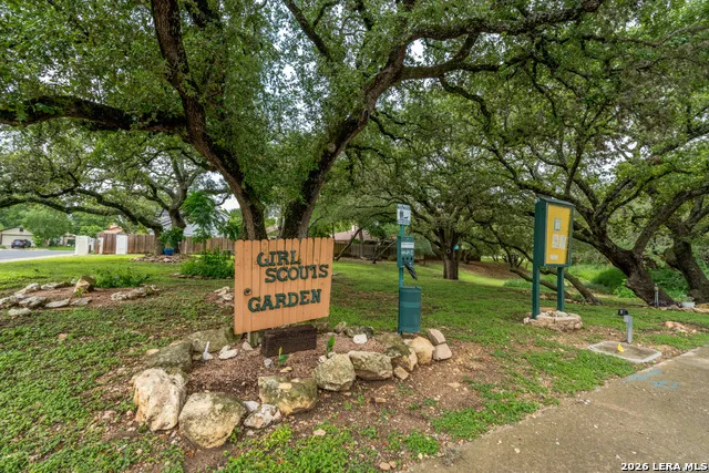 2826 VILLAGE PKWY San Antonio, TX 78251