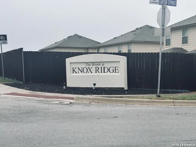 9302 CANYON BND Unit 2 Converse, TX 78109