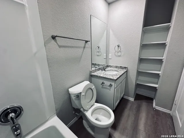 7356 MISTY RIDGE DR Unit 8 Converse, TX 78109