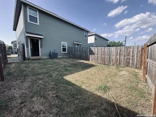 7356 MISTY RIDGE DR Unit 8 Converse, TX 78109