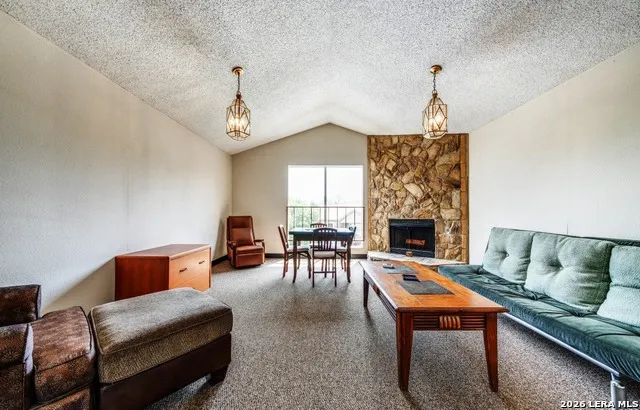 4119 Medical Dr. Unit 307C San Antonio, TX 78229