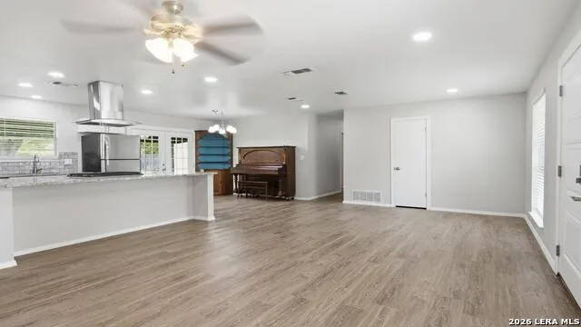 7211 Glen Hvn San Antonio, TX 78239