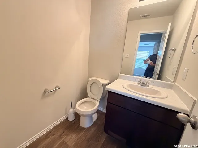 2807 Wentwood San Antonio, TX 78245
