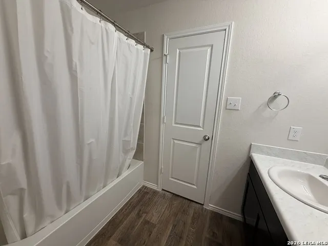2807 Wentwood San Antonio, TX 78245