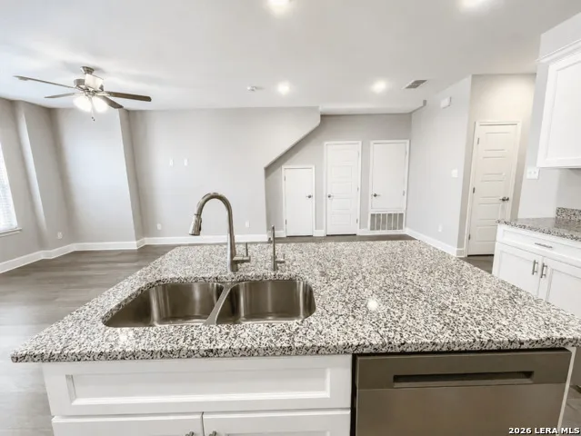 7220 Magnolia Creek Unit 101 San Antonio, TX 78252