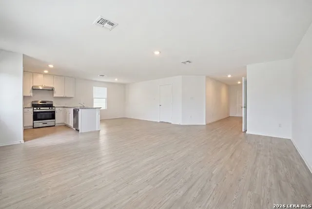 5463 Calton Bnd San Antonio, TX 78253