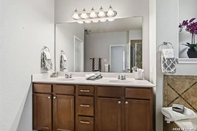 9006 Hubbard Hill San Antonio, TX 78254