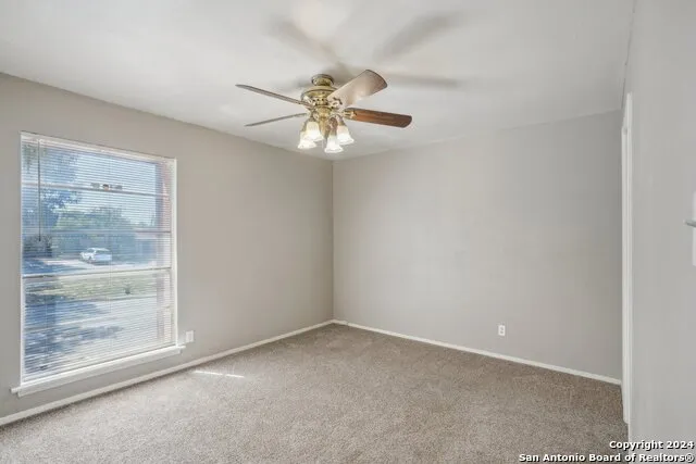 5023 CONCORD RDG San Antonio, TX 78228
