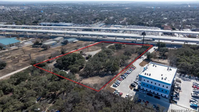 12995 Interstate 35 Live Oak, TX 78233