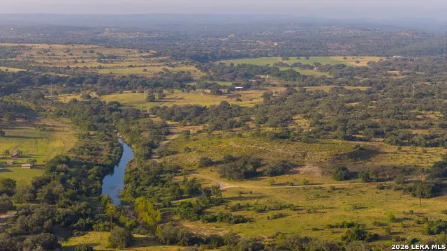 552+/- ACRES Robinson Rd Johnson City, TX 78636