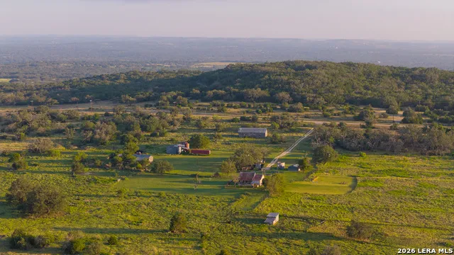 552+/- ACRES Robinson Rd Johnson City, TX 78636